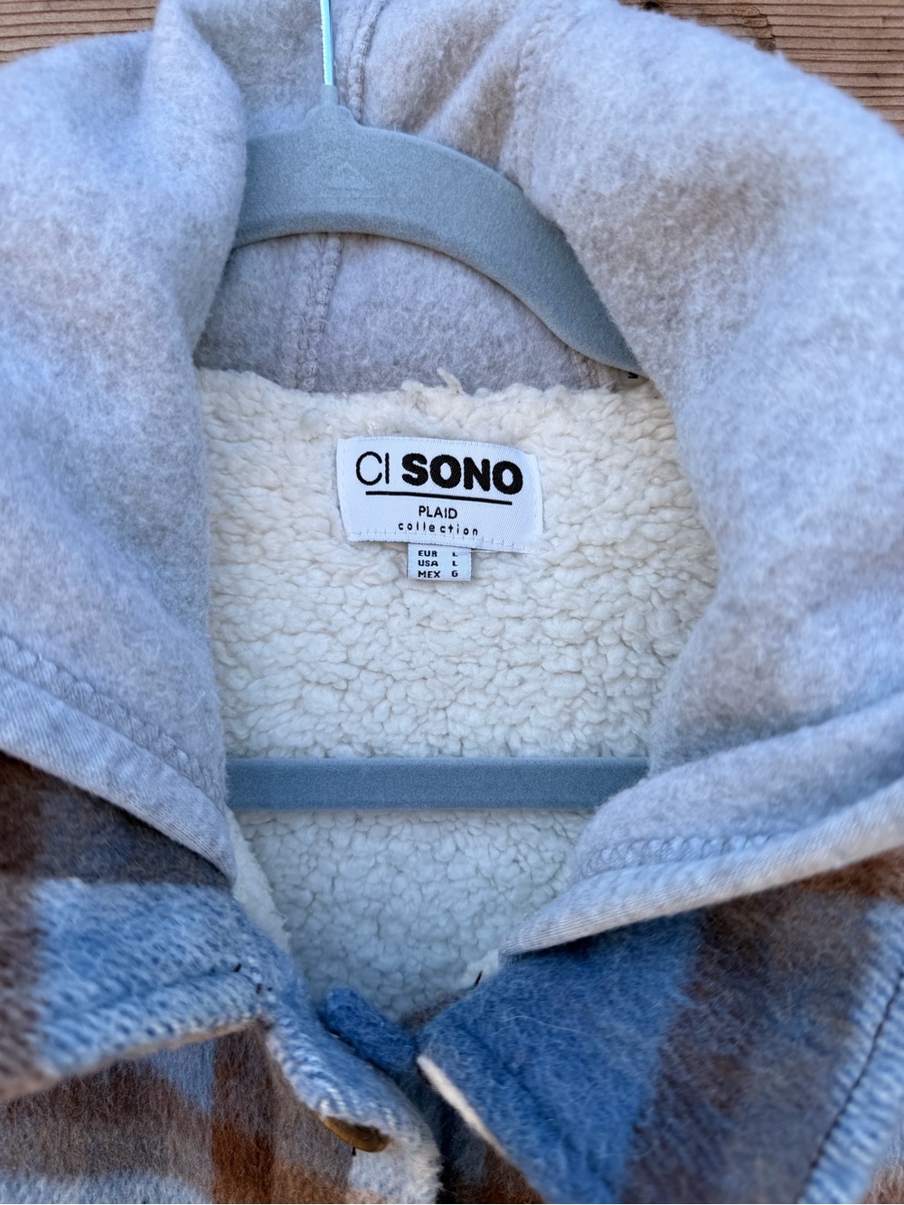 NWOT Ci Sono Plaid Hooded Jean Jacket - Picture 3 of 5